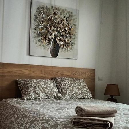 Global Guest Pn Rooms Lisbon Bagian luar foto